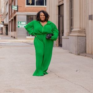 Brand new// Pretty Little Thing// Green Set